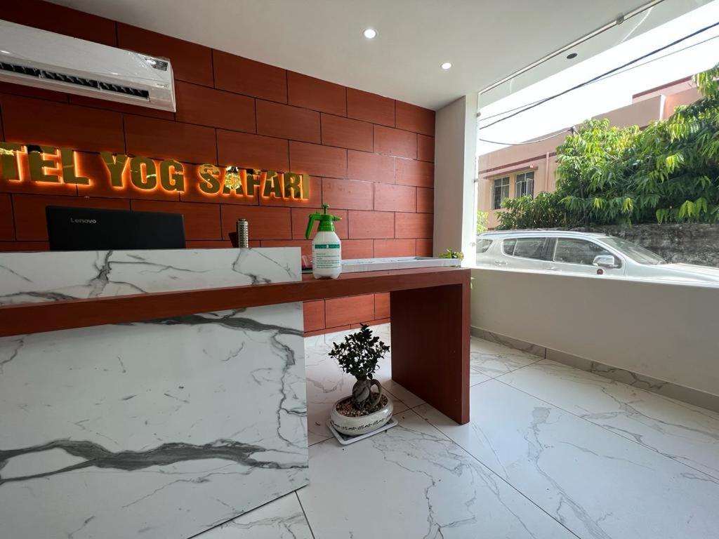 Hotel Yog Safari - Housity