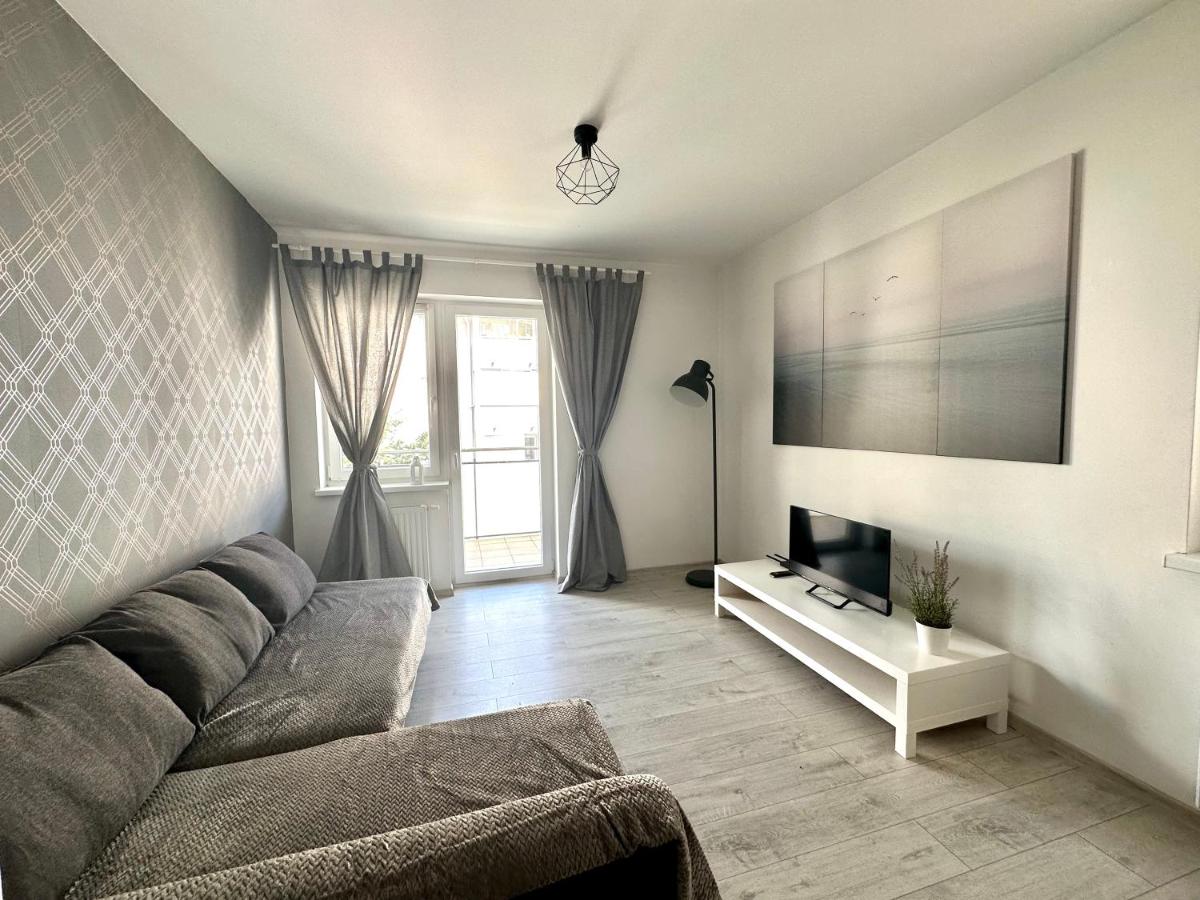 SDH 1 Wolomin comfortable apartment near Warsaw - Housity