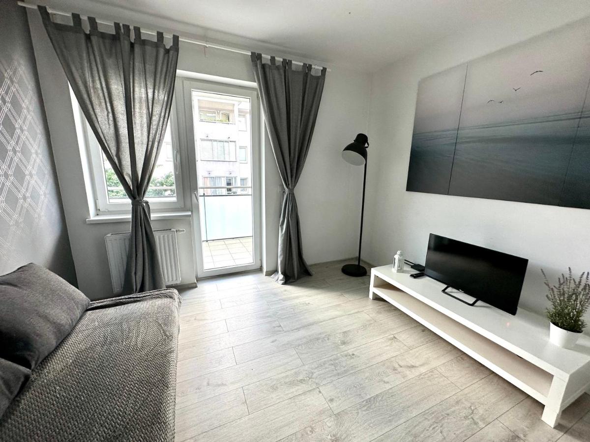 SDH 1 Wolomin comfortable apartment near Warsaw - Housity