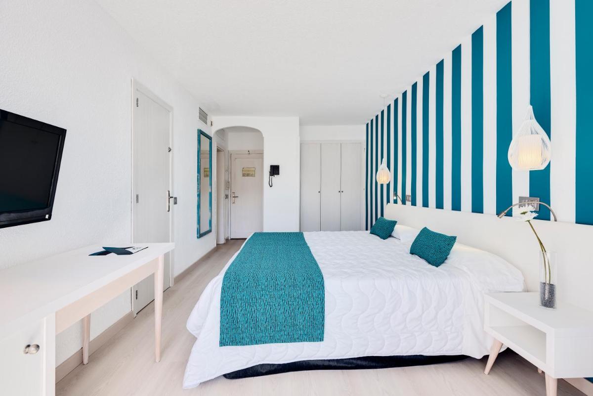 Cama o camas de una habitación en Alcudia Garden Aparthotel