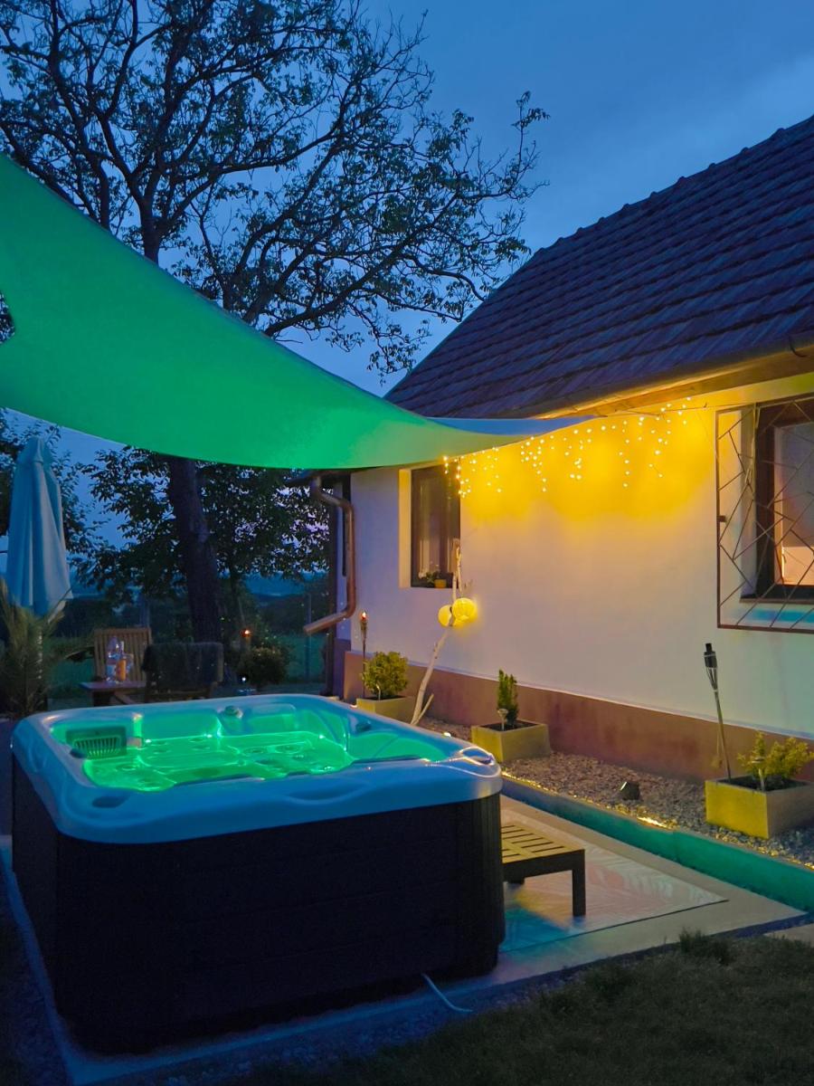 Hajnal Apartman Szigetvár - Housity