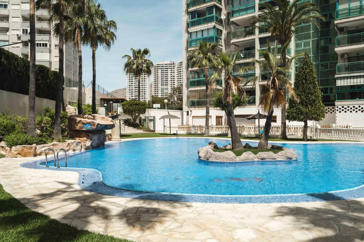 Magic Atrium Beach - Housity
