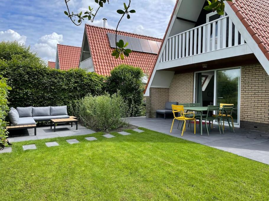 Vakantiewoning Sneekermeer, huur sloep of zeilboot mogelijk - Housity