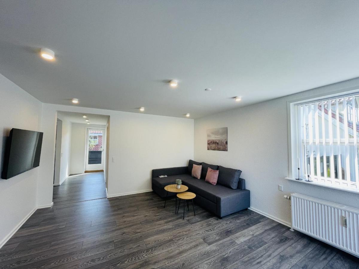 aday - Elegant Apartment with Terrace - Housity