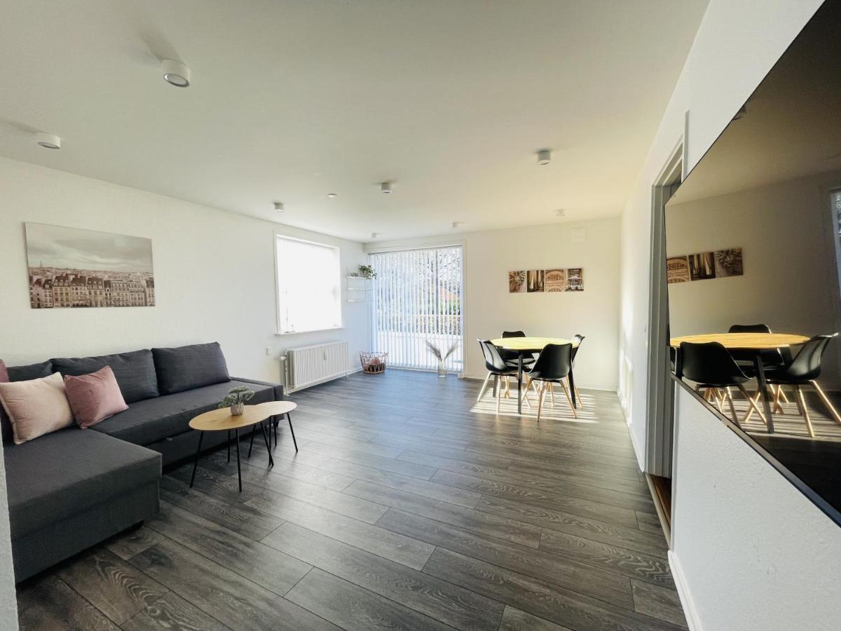 aday - Elegant Apartment with Terrace - Housity