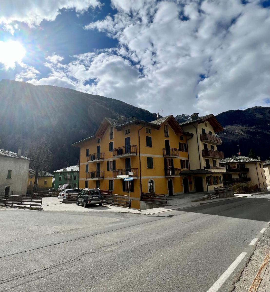 Pizzo Stella - appartamento con box - Housity