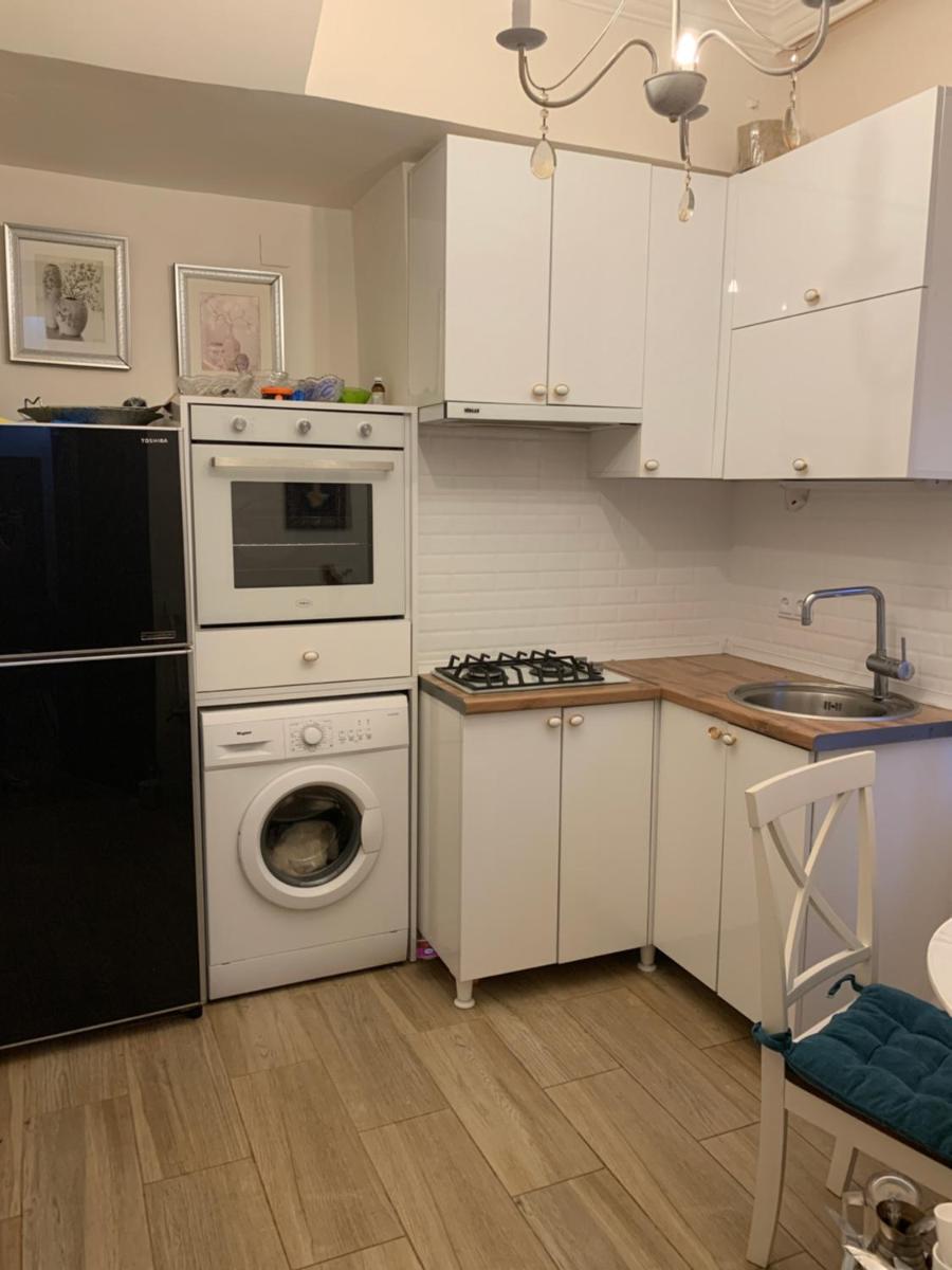 Suitetrails - Old Batumi Apartments