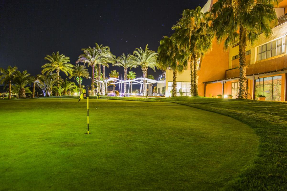 Jardín al aire libre en Hotel Valle del Este