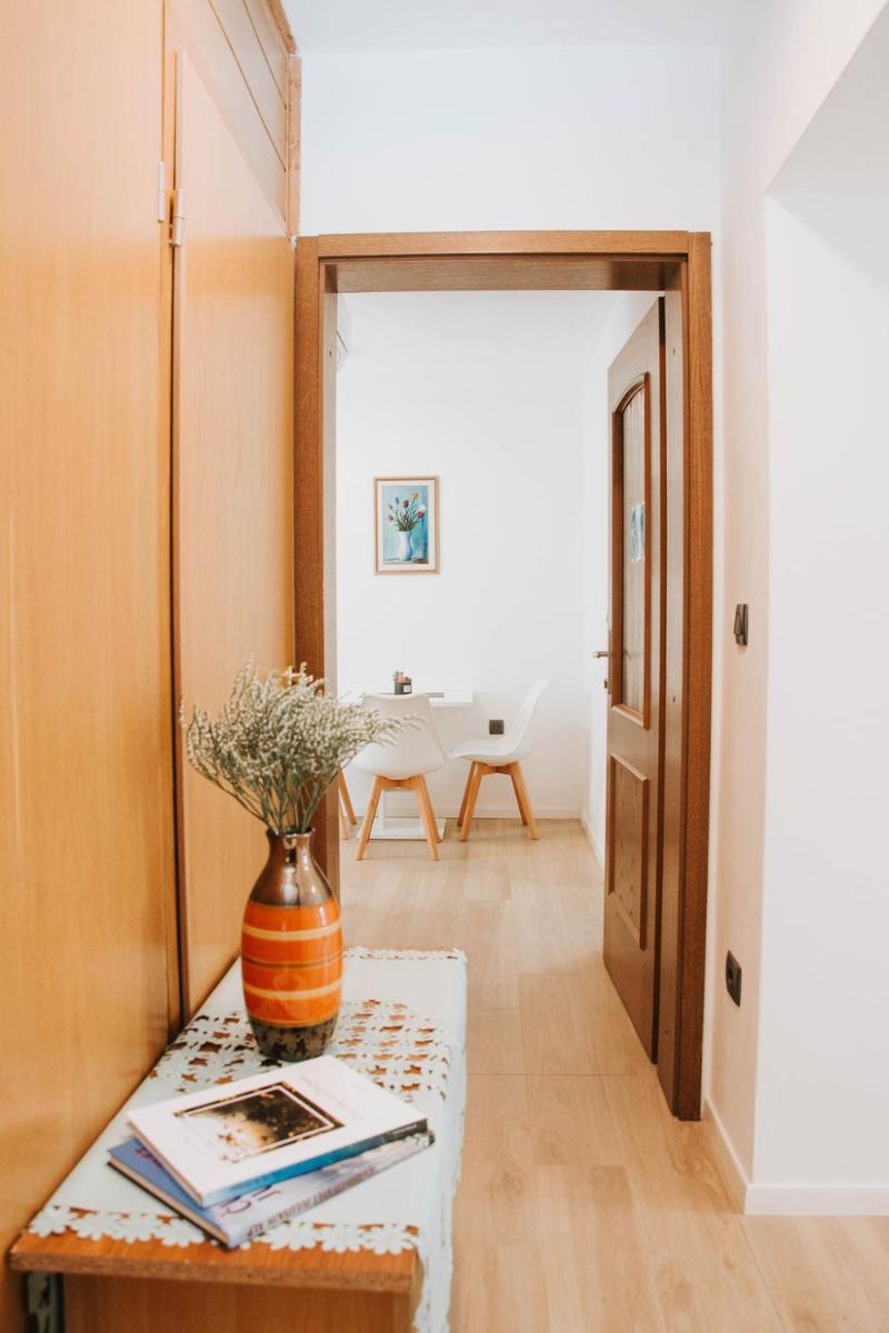 Apartmaji URŠIČ - Housity