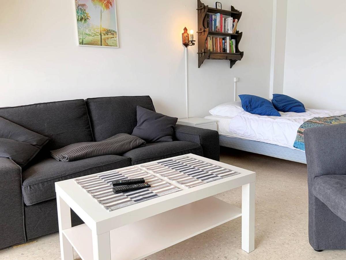 Studio sur plage Cavalière avec terrasse, 1er étage, 2 couchages - FR-1-251-80 - Housity