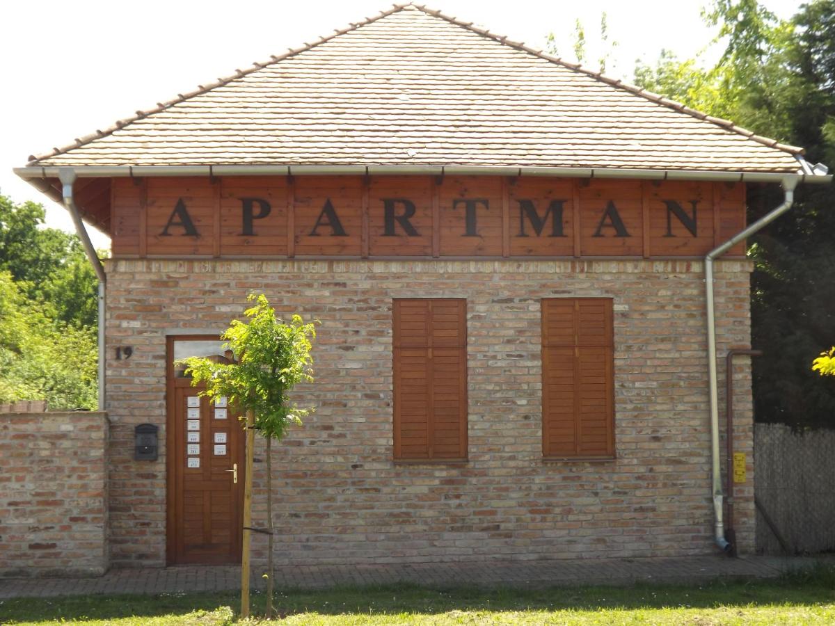 Gyulai-fürdő-apartman II. - Housity