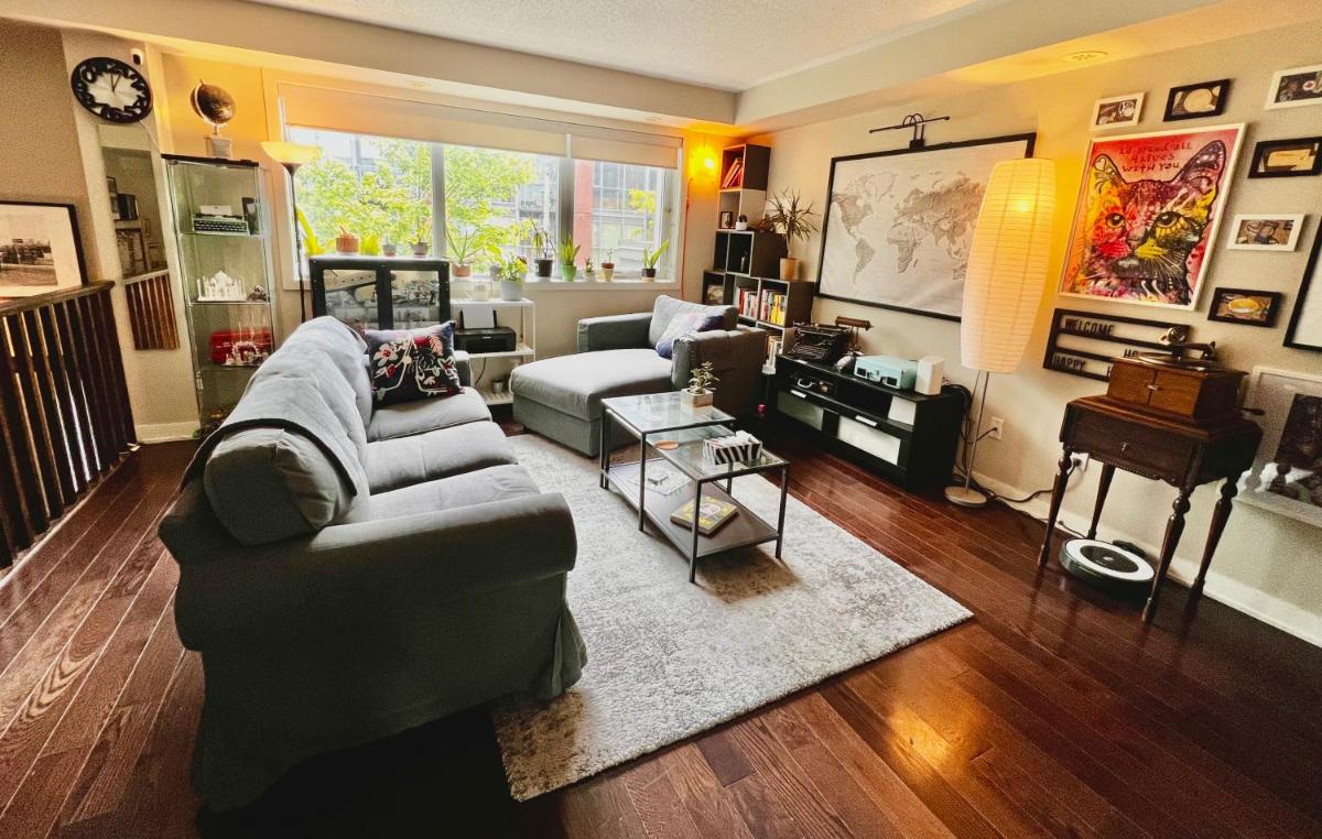 Home in Downtown - Housity