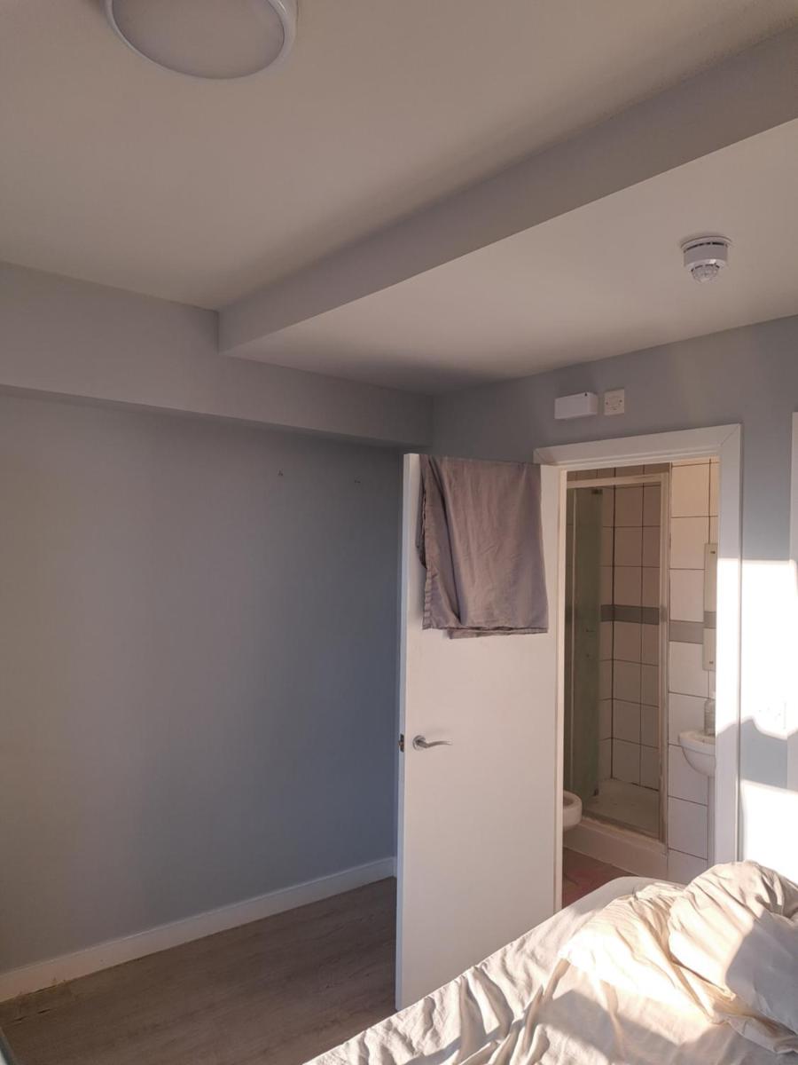Mo's Room - Housity