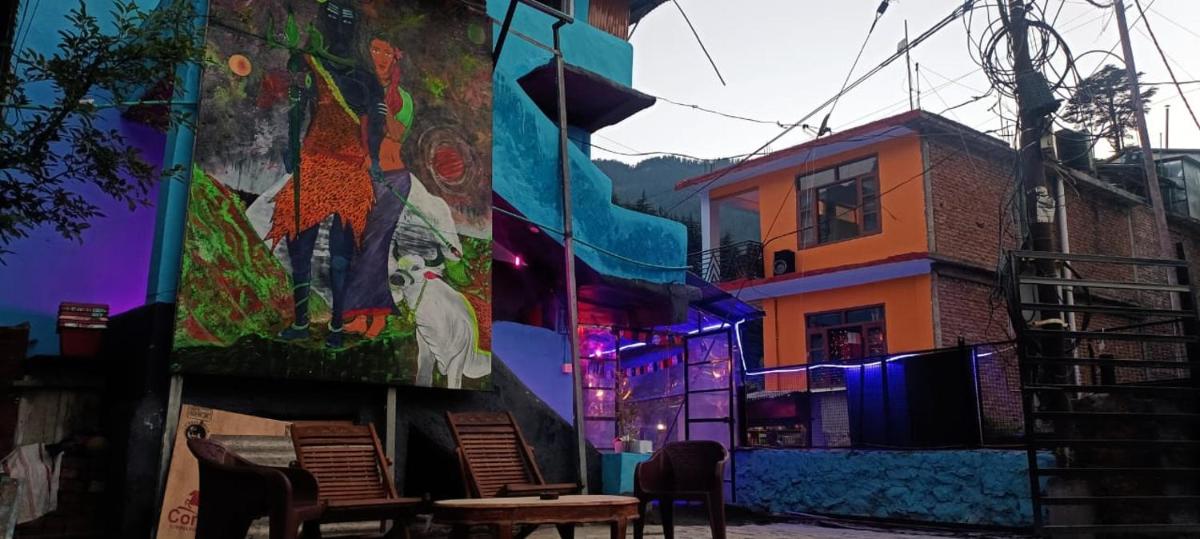 Trippy Shiva Hostel - Housity