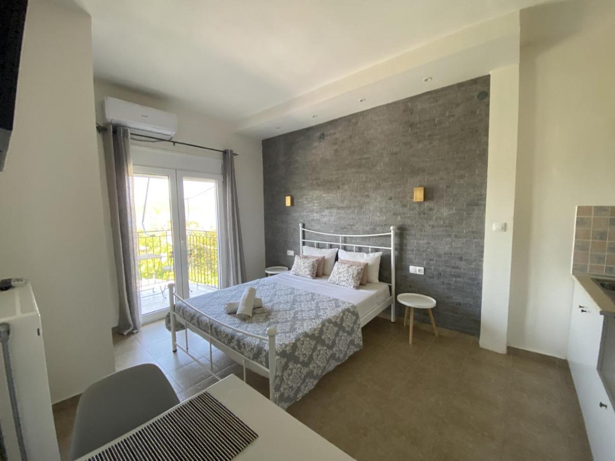 Ai Nies Studios - Housity