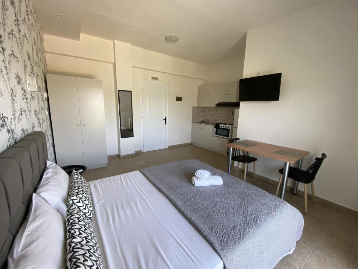 Ai Nies Studios - Housity