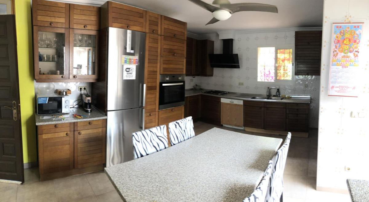 Suitetrails - Beach side Ville Marbella