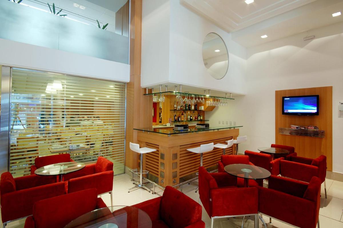 Hotel Atlântico Business Centro - Housity