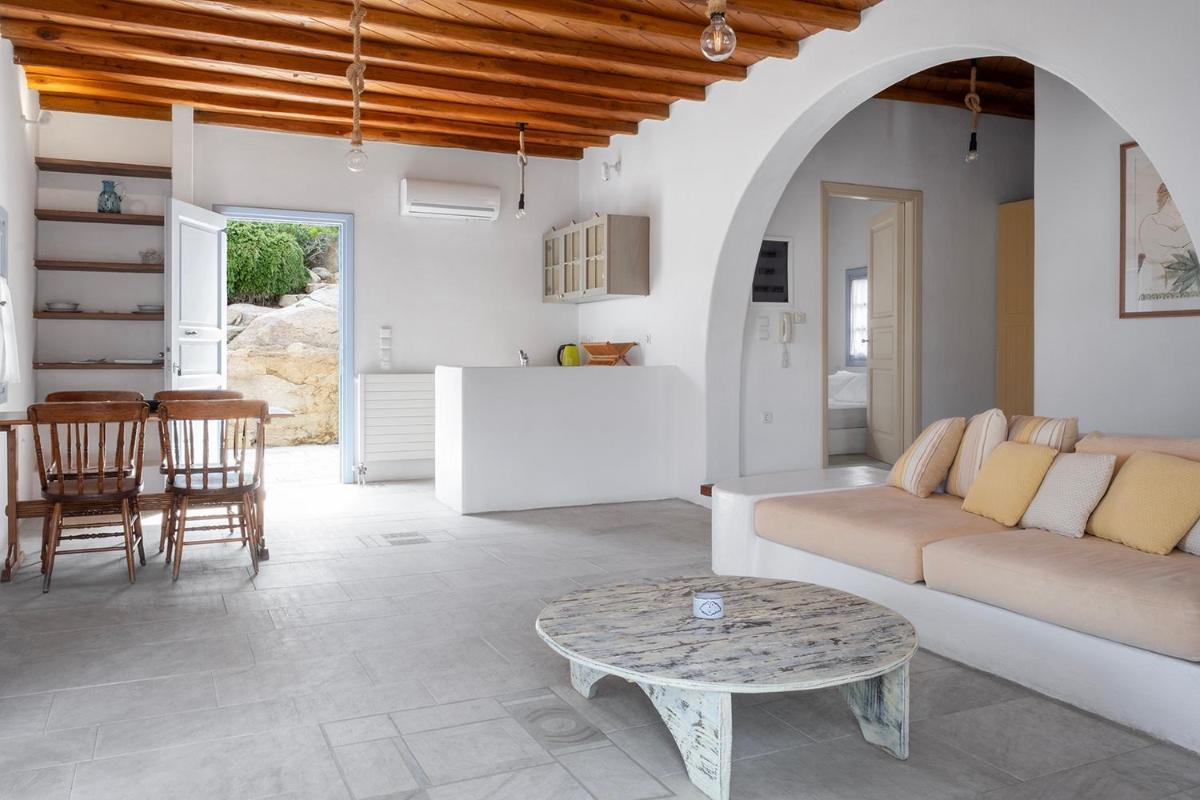Nama Villas - Housity