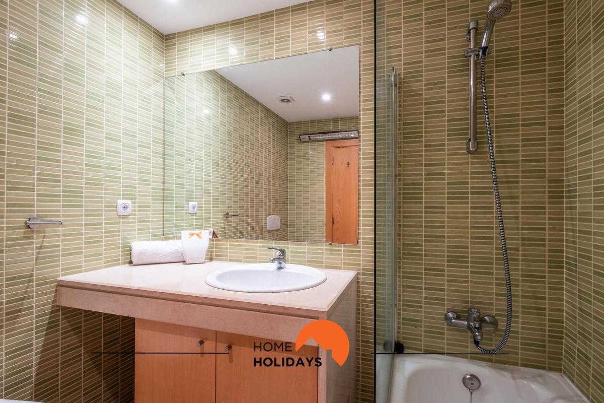 #069 New Town with Pool, Garden, AC - Housity