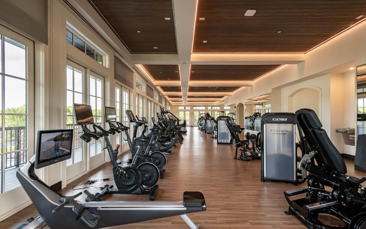 Camp Creek Inn - Housity