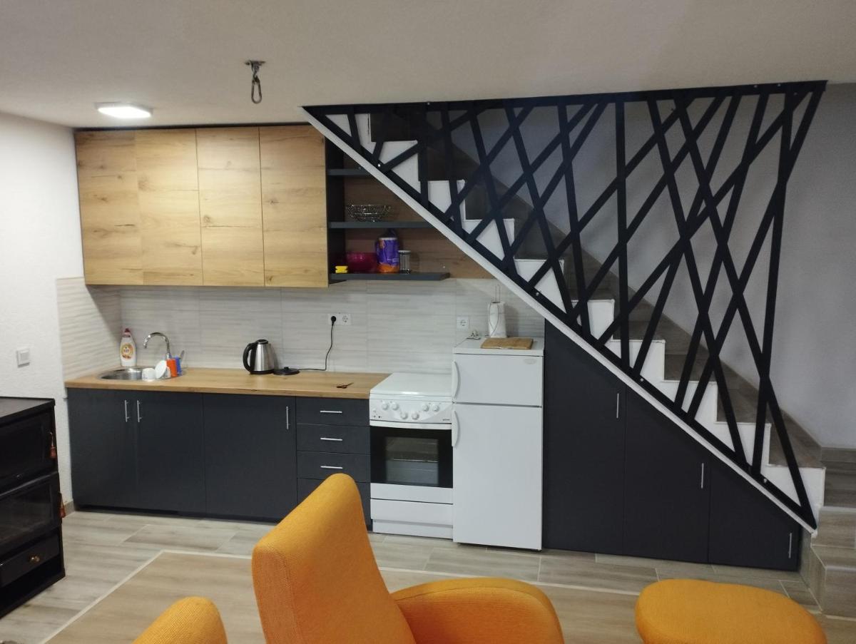 Kuca za odmor BARE vacation house - Housity