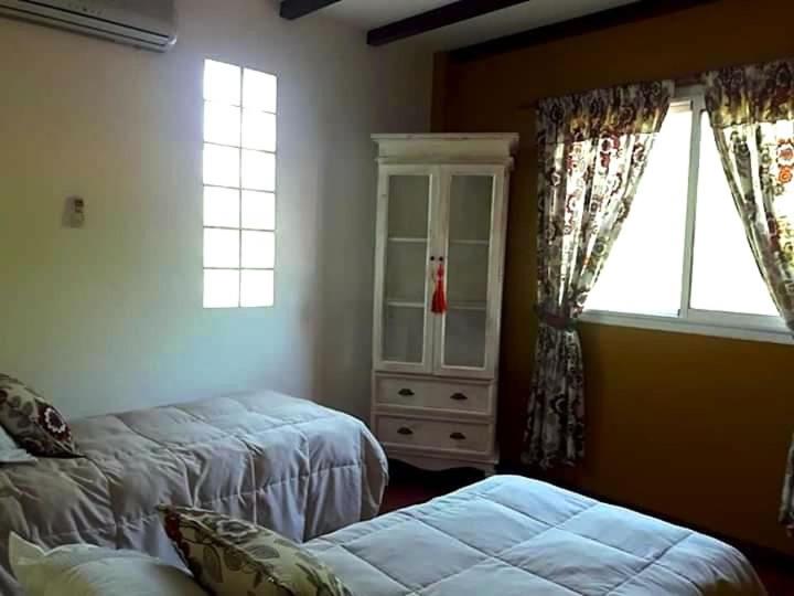 Suitetrails - Hotel y Casa de Campo Oasis Campero Ezeiza -San Vicente