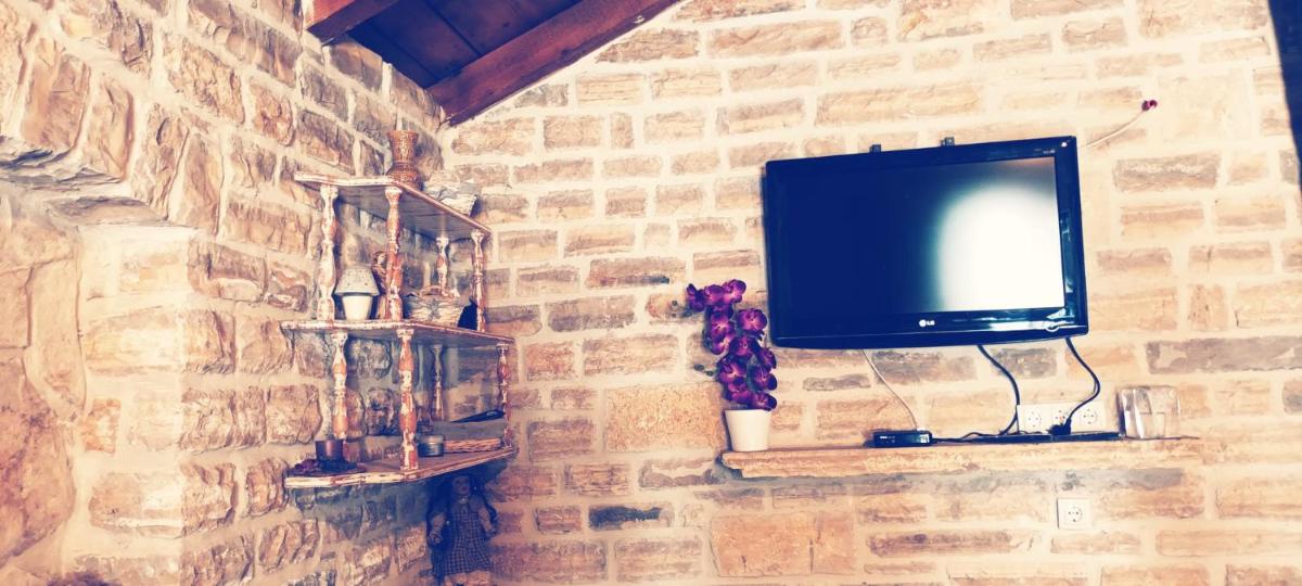 Leggiero - Housity