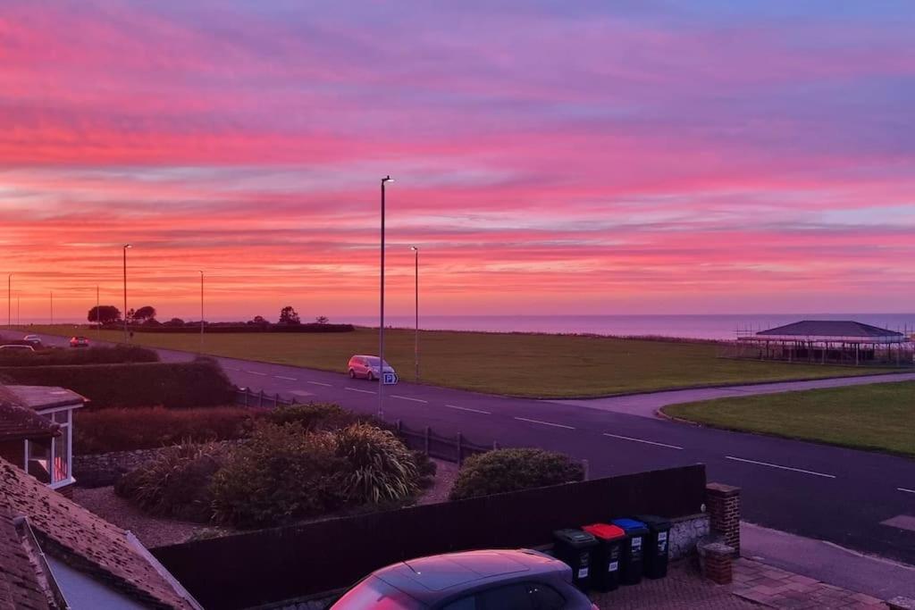 Ocean View apartment, beautiful sea views - Housity