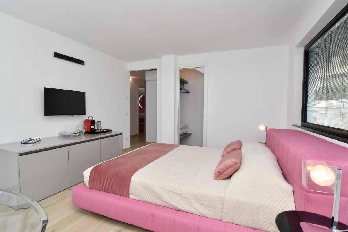 Villa Almata - Housity