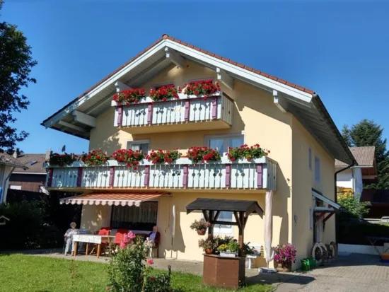 Ferienwohnung Allgäuer Bergnest - Housity