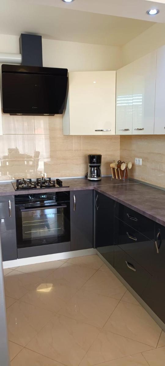 Leggiero - Housity