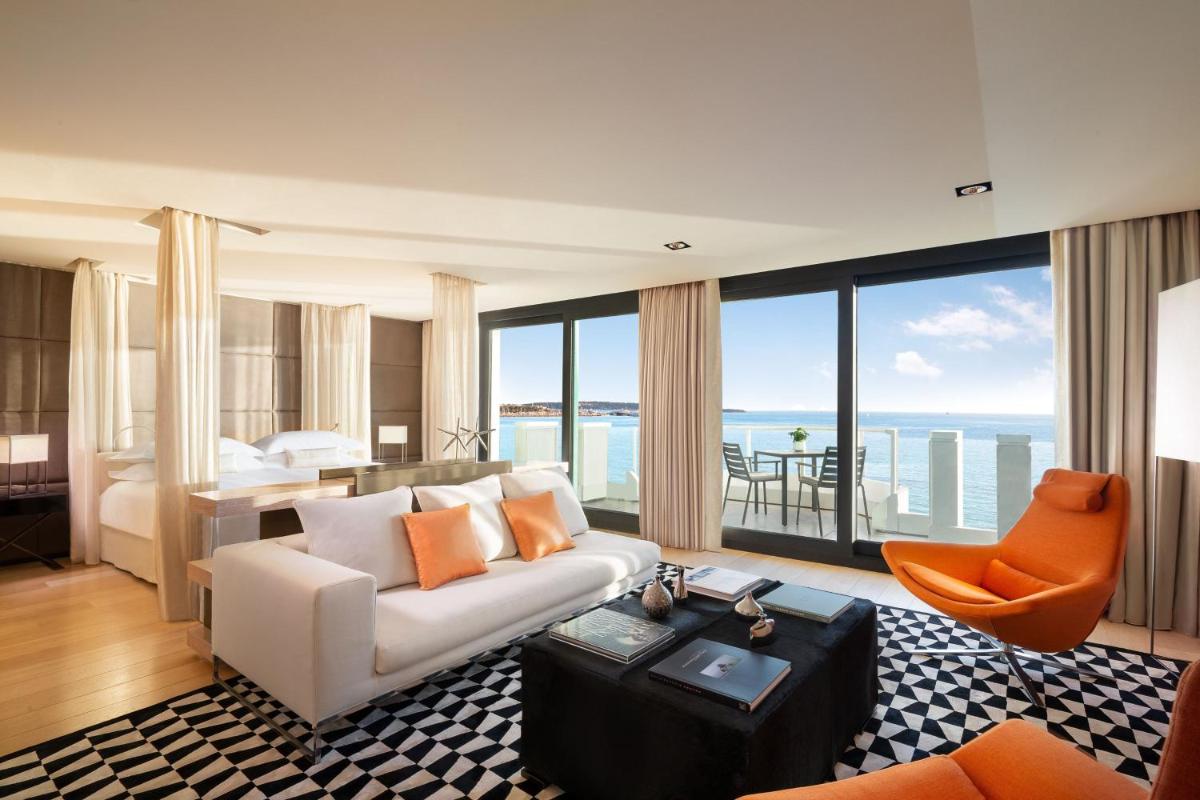 Coin salon dans l'établissement JW Marriott Cannes