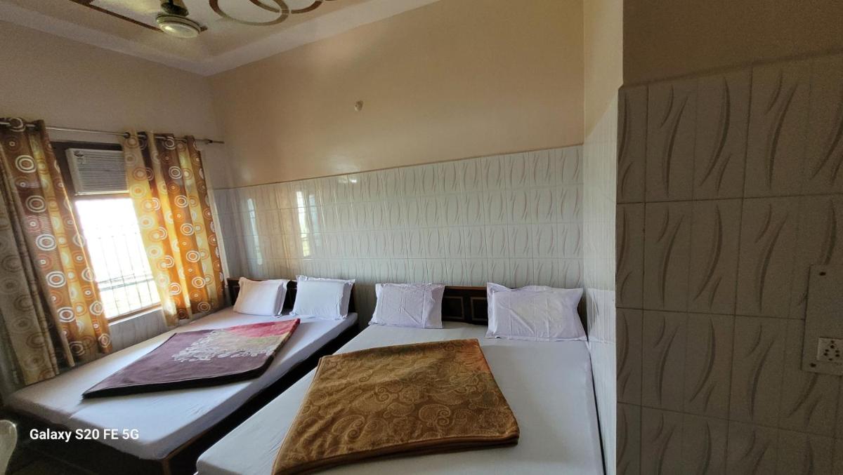 Subhdra guest house - Housity