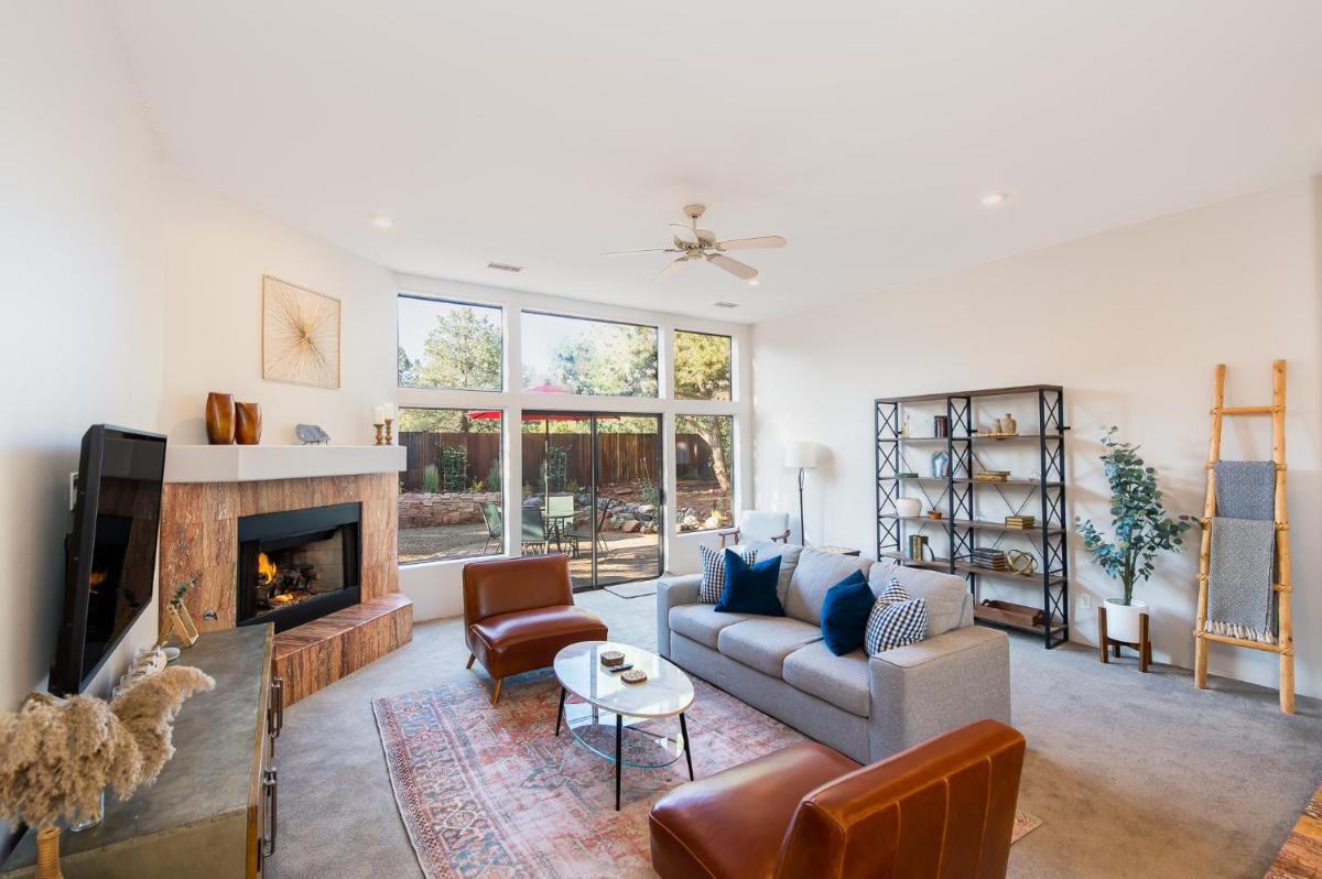 WEST SEDONA RETREAT w/ VIEWS of Coffee Pot Rock! - Housity