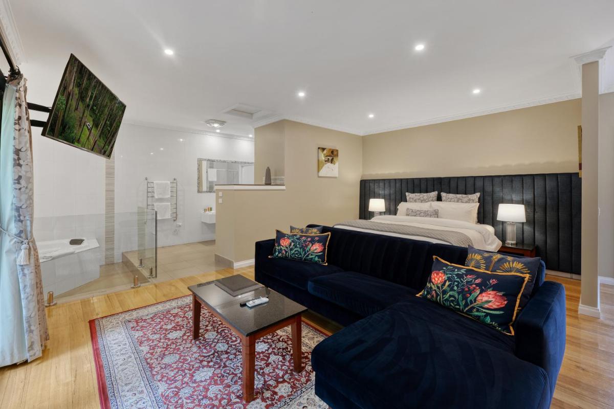 Wrenfield Cottages - Housity