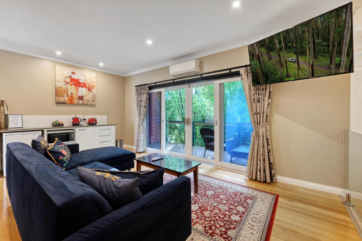 Wrenfield Cottages - Housity