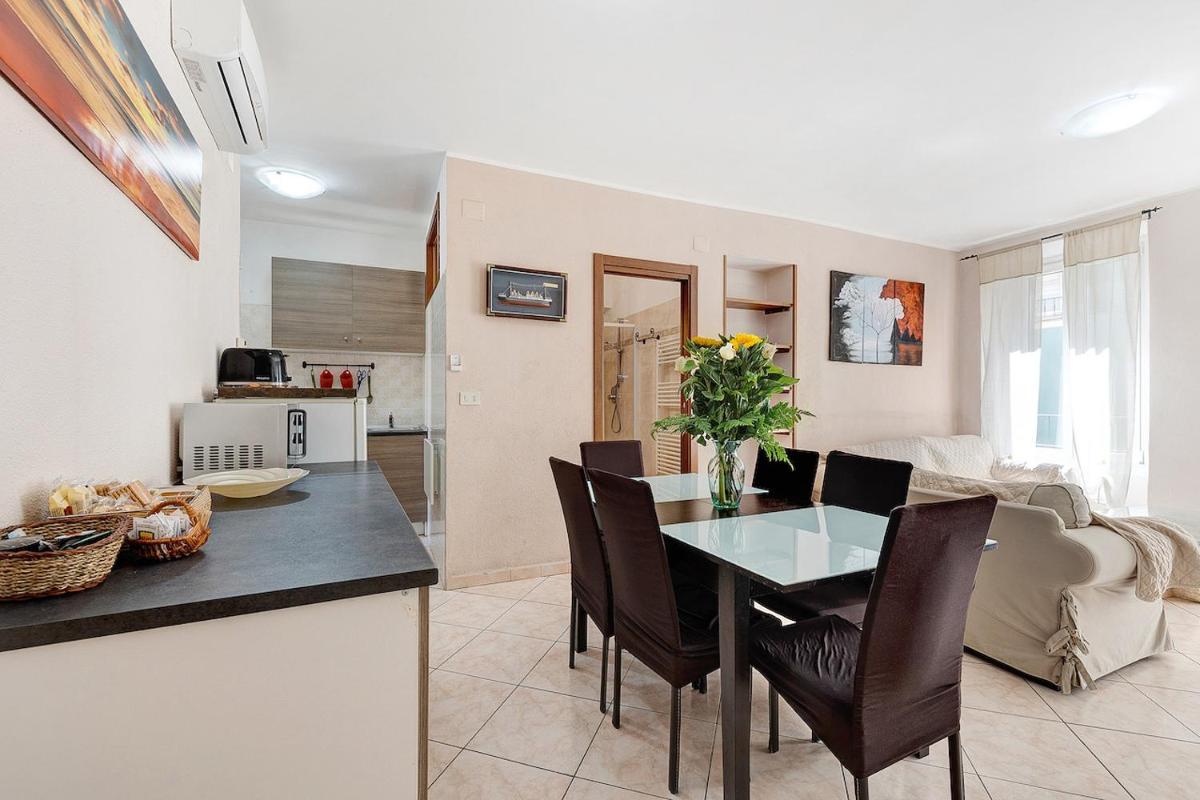 Casa Scola Loano - Housity