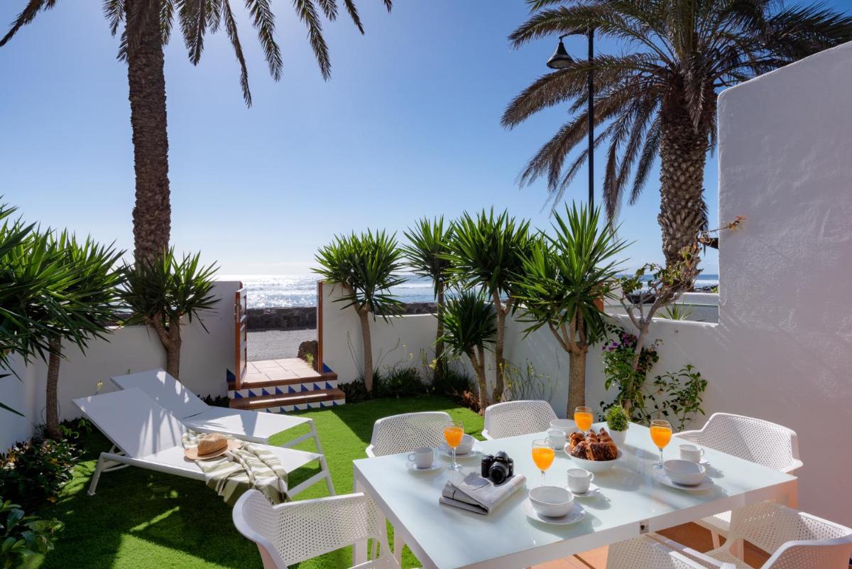 Comida en o cerca de este apartahotel