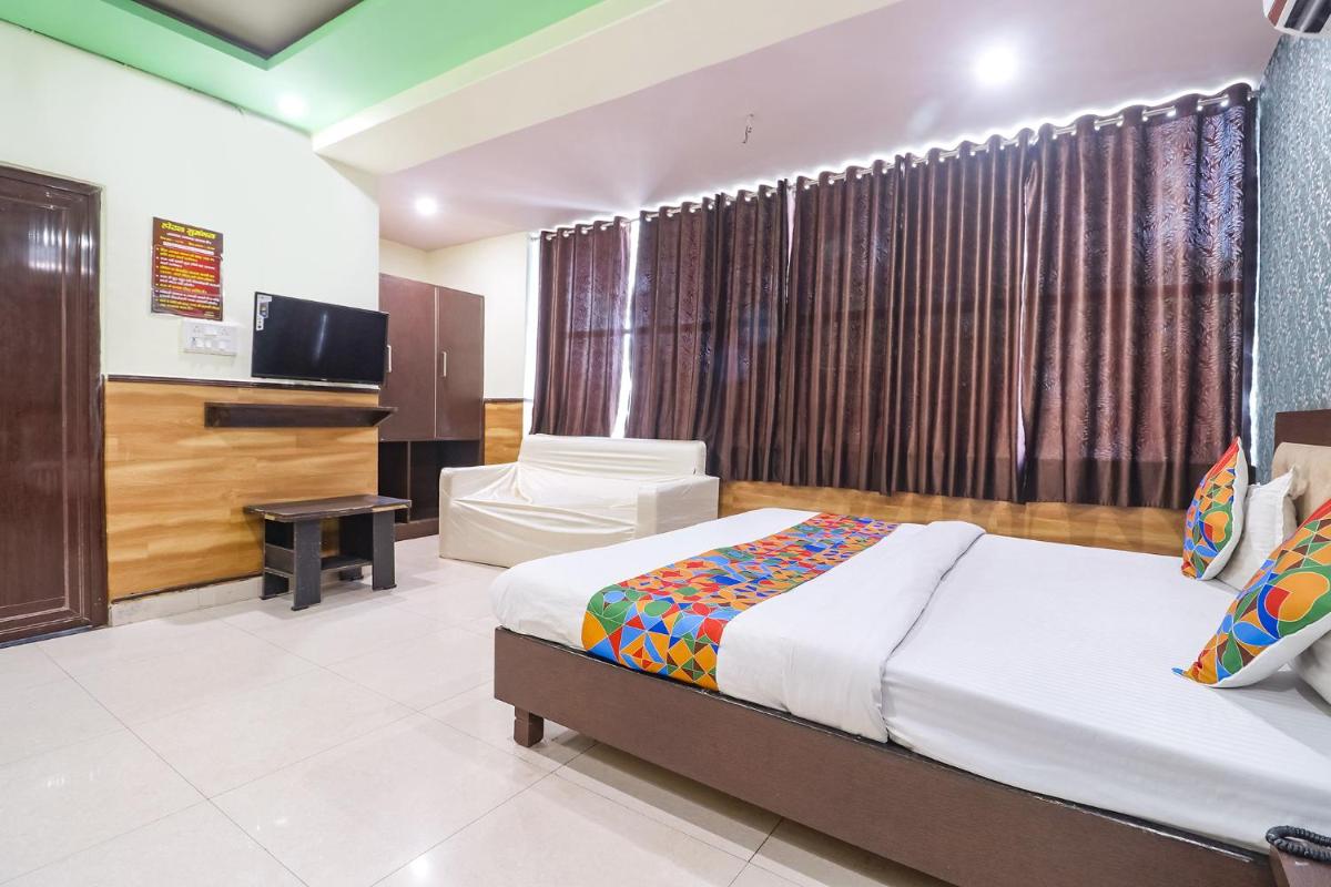 FabHotel Sumangal - Housity