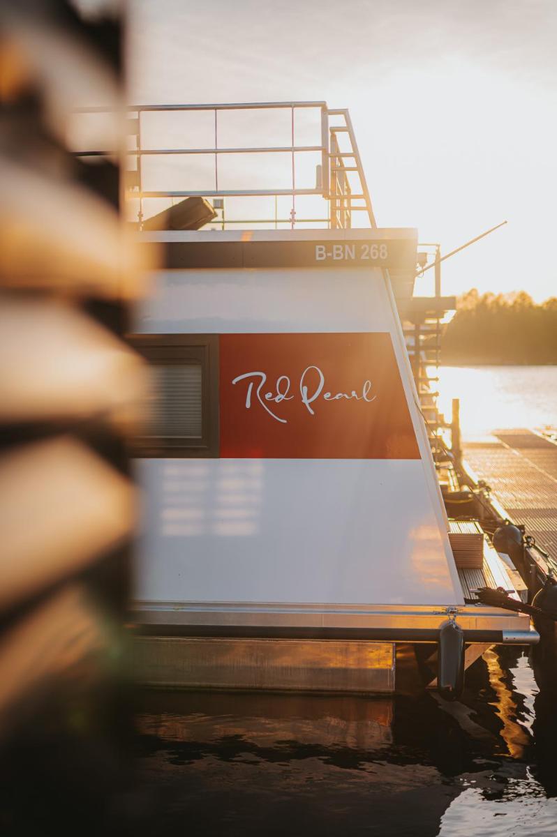Red Pearl - Housity