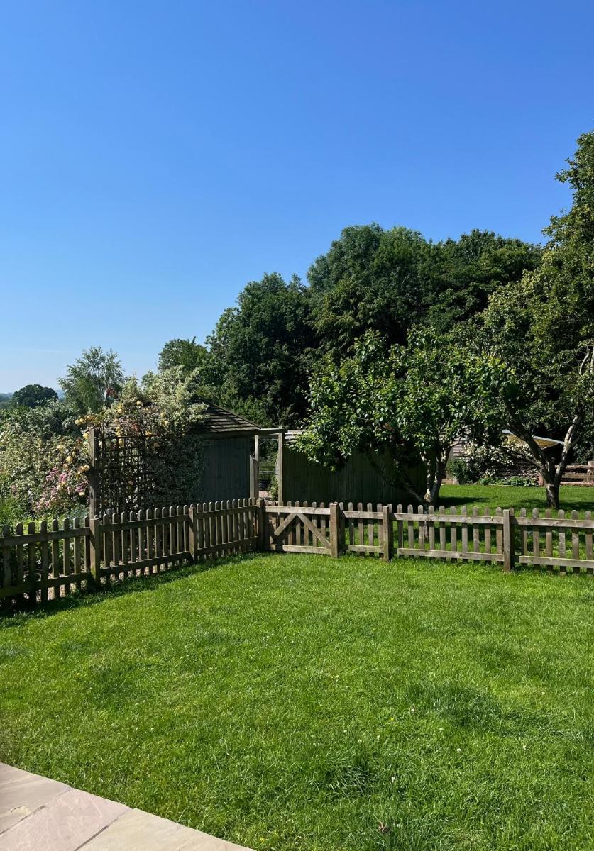 Cwm Lodge, an idyllic retreat in the heart of Herefordshire! - Housity