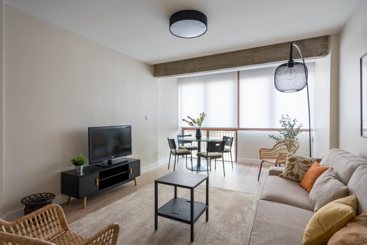 Beltran apartment by People Rentals - Housity
