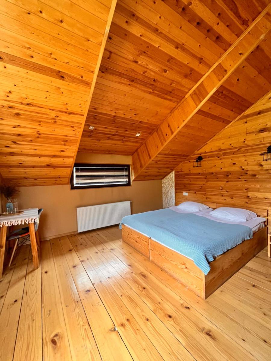 Ioska's House - Housity