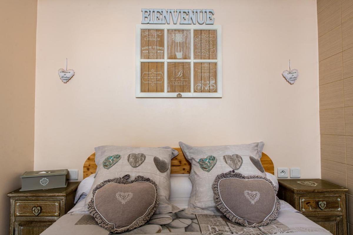 Chambre D'hôtes Villa de la Sueur au Bonheur - Housity