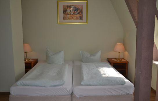 Waldhotel Pfarrmühle - Housity