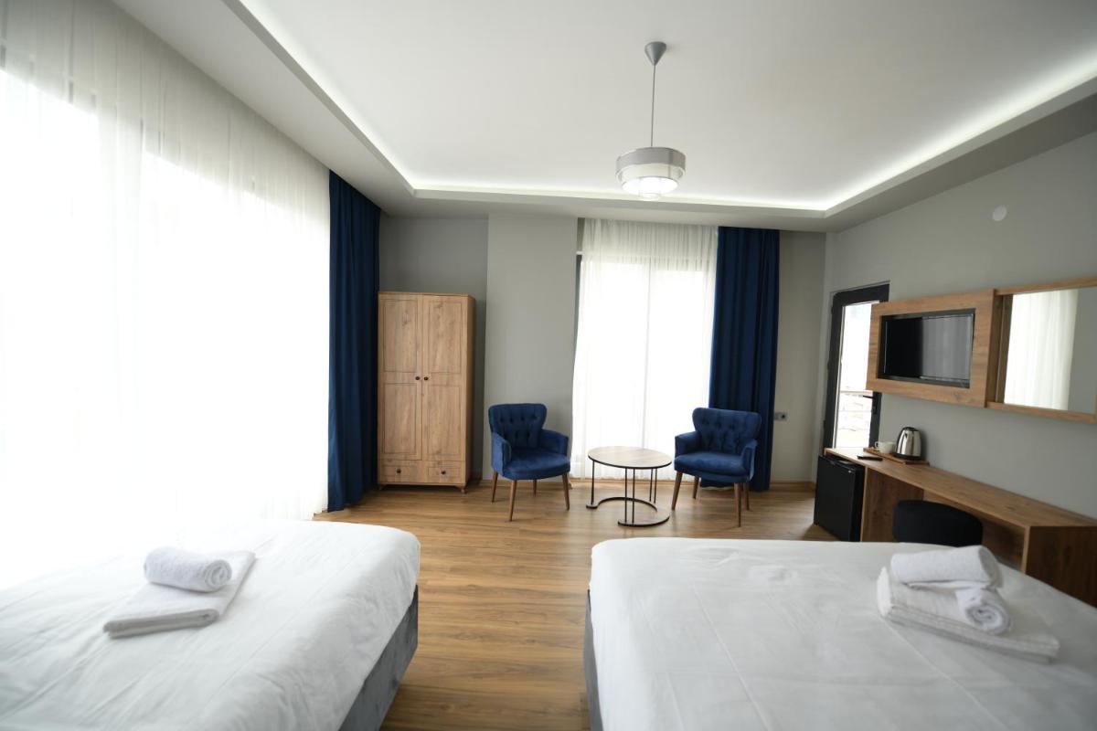 POAL GROUP HOTELS - Housity