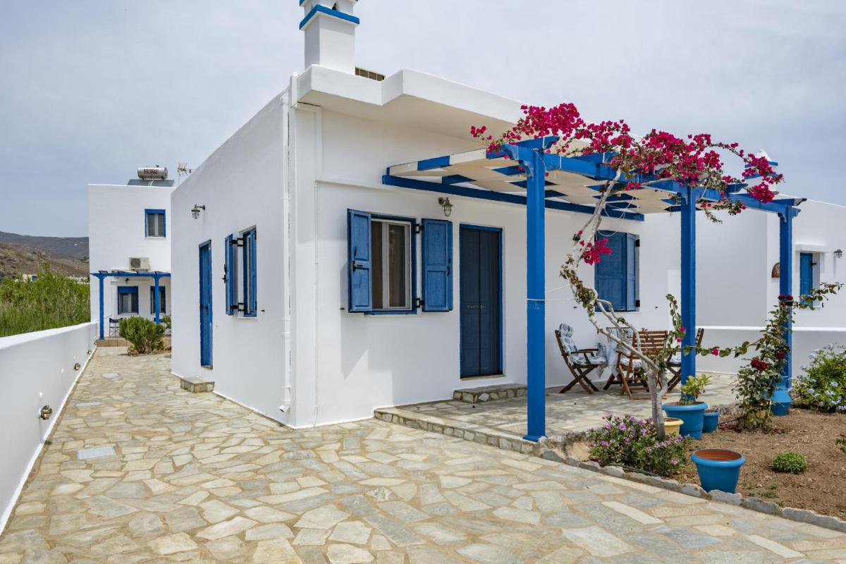 Studios Ninemia Serifos 2 - Housity