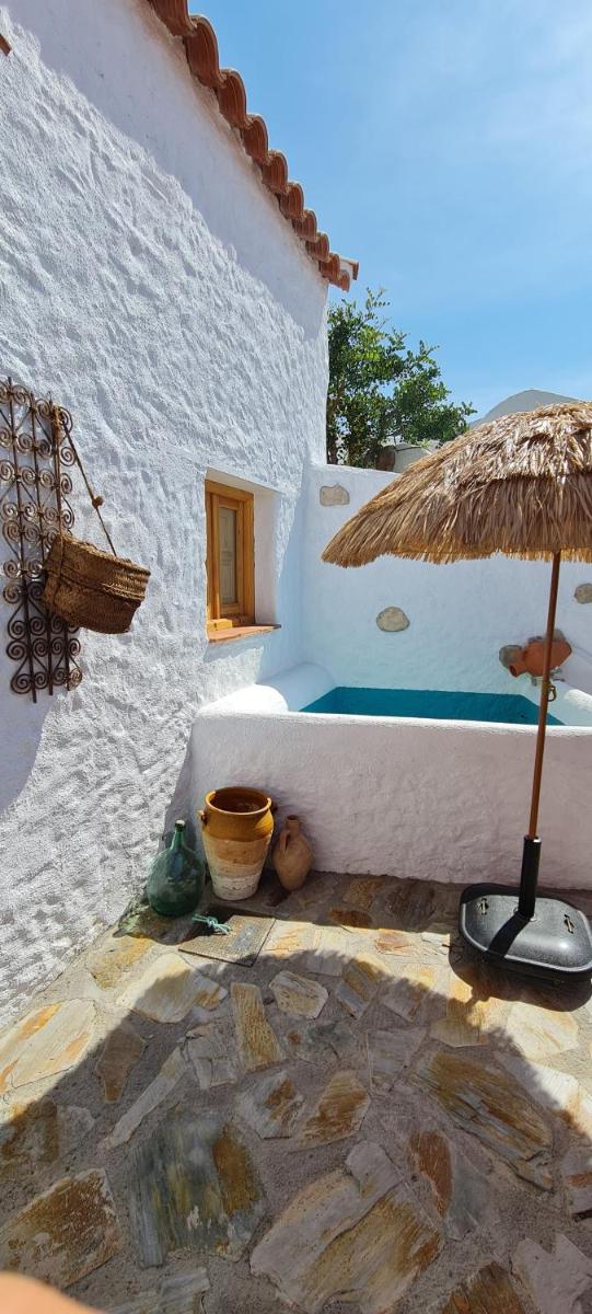 Cuevas Los Coloraos - El Bandido - Housity