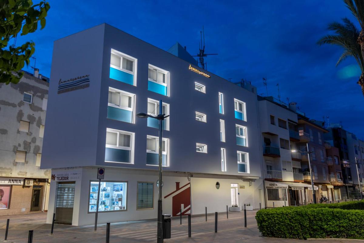 Hostal Boutique La Mar Serena - Housity